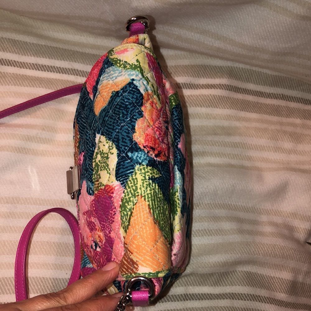 Vera Bradley Superbloom Print Floral Quilted Small Crossbody Bag Purse - Picture 7 of 15